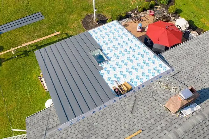 How Roofing Contractors Keep Complex Projects on Schedule
